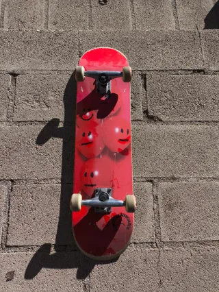 Monopatín Skateboard Marca Almost