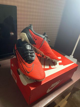 Scarpe da calcio Nike Phantom taglia 43