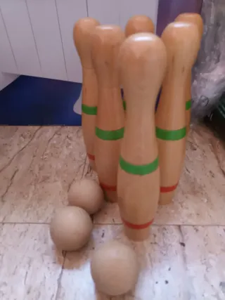 Bolos de madera grandes