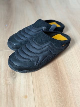 Teva Reember Terrain Zuecos Negros