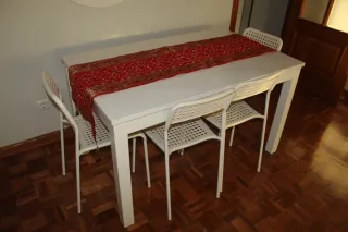 Mesa de comedor extensible blanca Ikea
