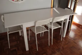Mesa de comedor extensible blanca Ikea