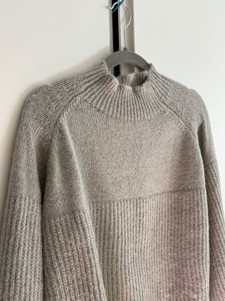 Jersey gris cuello alto talla L