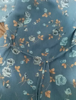 Vestido de verano azul con flores( talla SG)