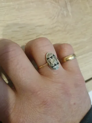 Anillo Victoriano oro