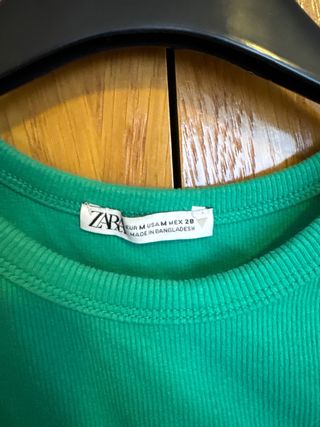 Camiseta tirantes Zara verde M