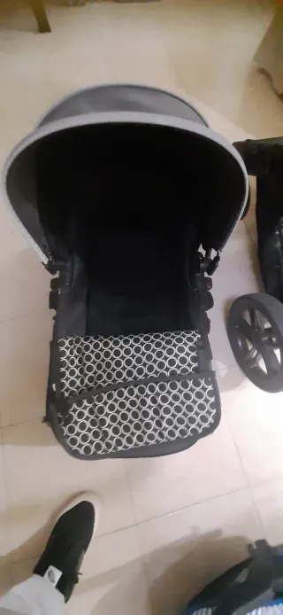 Cochecito Jane con capazo y silla de coche