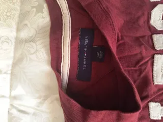 T-shirt Tommy Hilfiger Rossa Uomo. Taglia USA