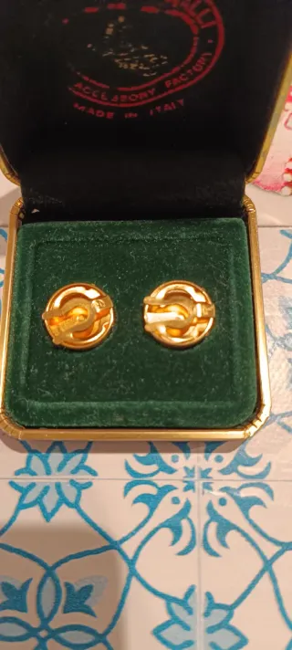 Pisacorbata y cubrebotones Mario Pieralli