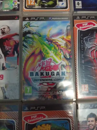 Lote 9 Giochi PSP: FIFA, PES, Bakugan, Ben 10