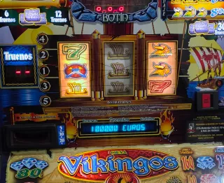 MAQUINA // CIRSA VIKINGOS 1000 \\