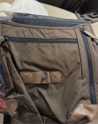 Bolso bandolera Nike marrón y verde oliva