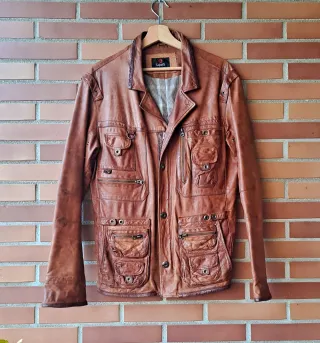 Giubbotto uomo cammello in pelle di pecora. Stile retrò vintage