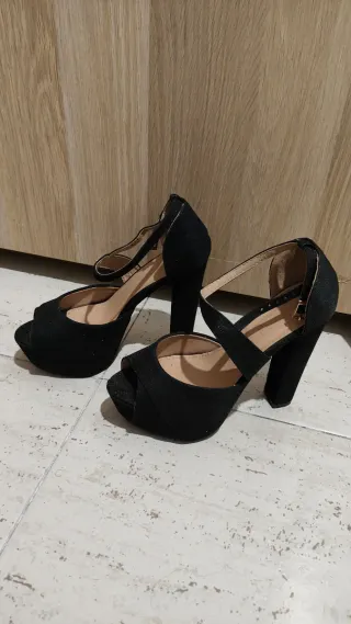 Tacones fiesta brillantes negros