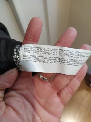 Vestido con falda de vuelo