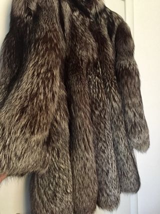 Pelliccia Volpe Marrone e Grigia