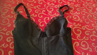 Guepiere pizzo nero con reggicalze