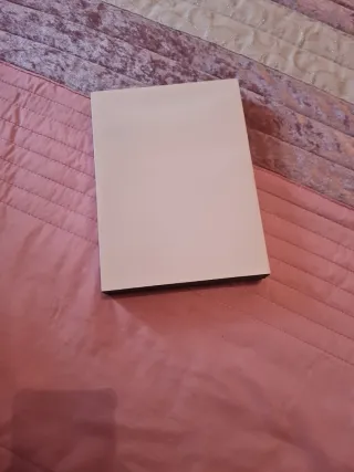 Pañuelo  con monedero a juego