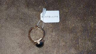 Anillo SATELLITE oro y verde.