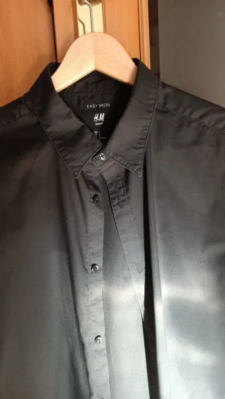 Camisa Negra H&M Easy Iron Talla M
