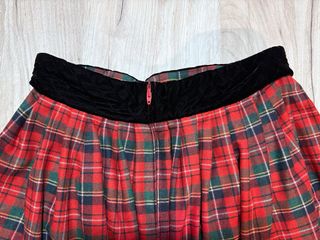 Gonna scozzese con vita in velluto