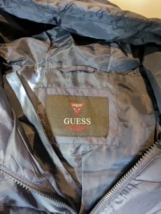 Chaqueta Guess Azul con Capucha