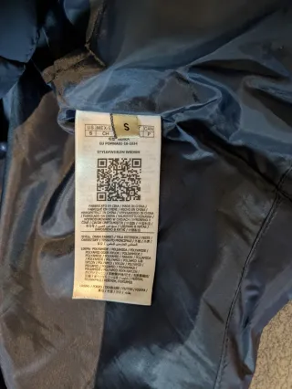 Chaqueta Guess Azul con Capucha