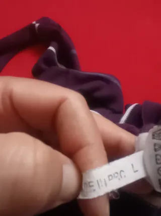 Suéter Tommy Hilfiger Rayas Morado Hombre