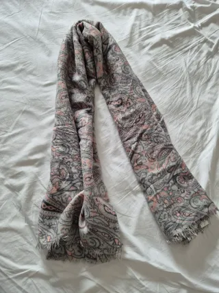 Bufanda Paisley Gris y Rosa