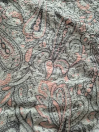 Bufanda Paisley Gris y Rosa