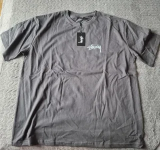 Camiseta Stussy Gris