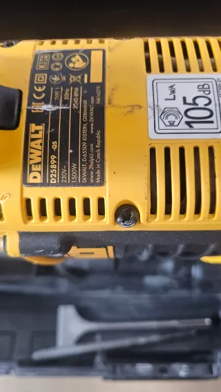 Martillo Demoledor DEWALT 1500W D25899K