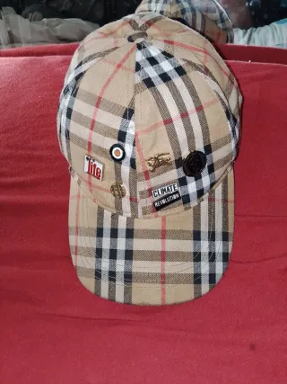 Gorra Burberry Cuadros Beige Multicolor