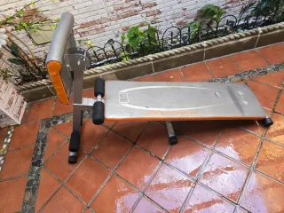 Banco de Abdominales Ajustable en muy buen estado