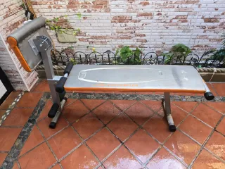 Banco de Abdominales Ajustable en muy buen estado