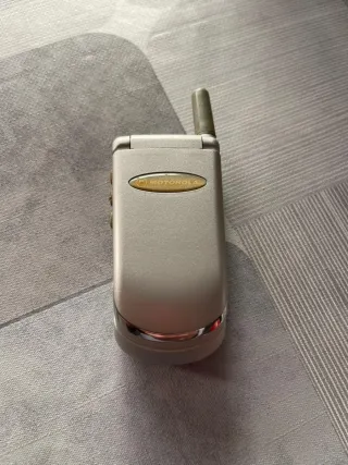 Motorola V50 Argento