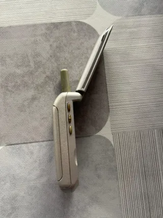 Motorola V50 Argento