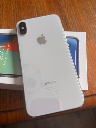 iPhone X 256GB Argento