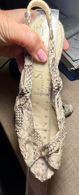 Zapatos Peep Toe tacón piel de Escamas