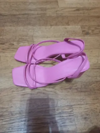 Sandalias Primark rosas