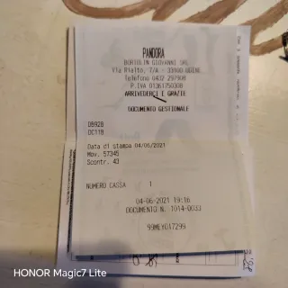 Orecchini Pandora Cuore e V