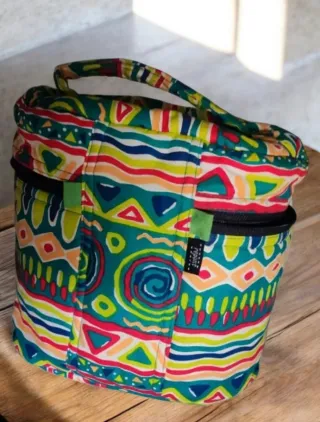 Neceser organizador maquillaje colores vivos.