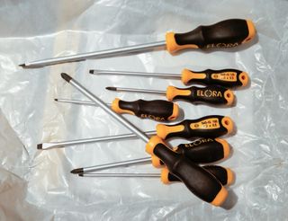 Juego 8 Destornilladores Elora Profesionales