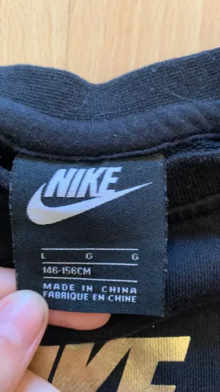 Sudadera Nike Air Negra y Dorada