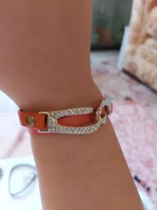 Bracciale girocolla donna arancione con strass
