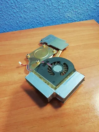 Ventilador y disipador Lenovo portátil