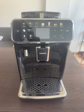 Cafetera Philips Serie 5400 LatteGo