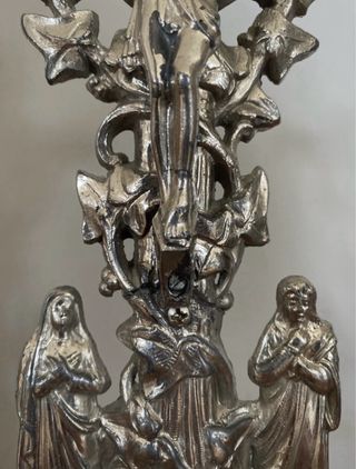 Crucifijo Calvario Metal Plateado