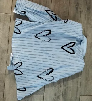 Camisa Parfois Rayas y Corazones