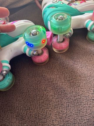 Patines infantiles unicornio y arcoíris